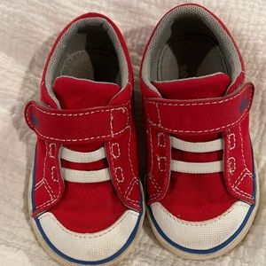 See Kai Run red size 5 toddler